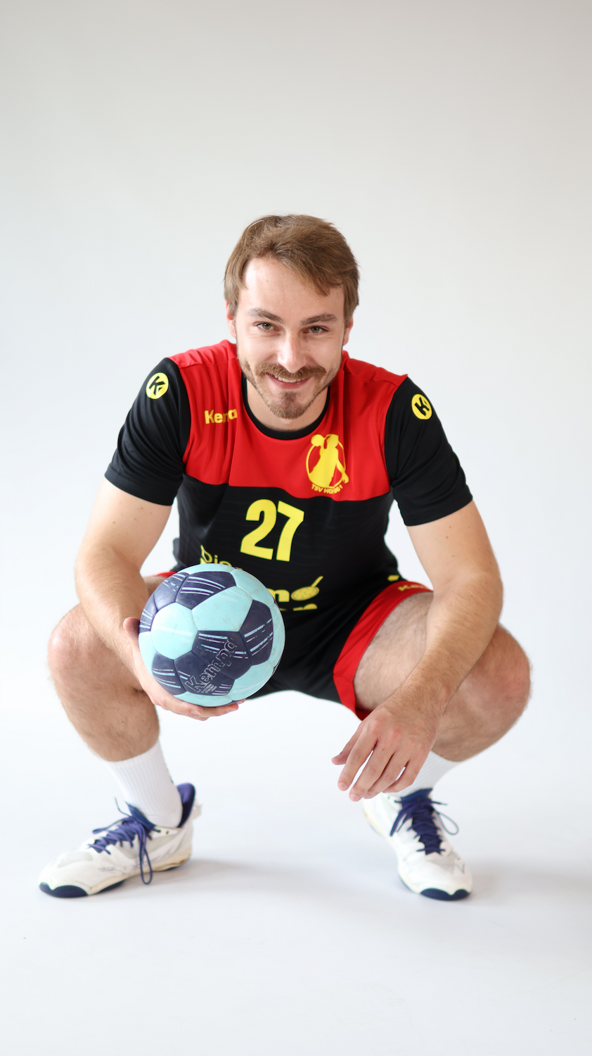 Timo Mezger Portrait beiger Blazer